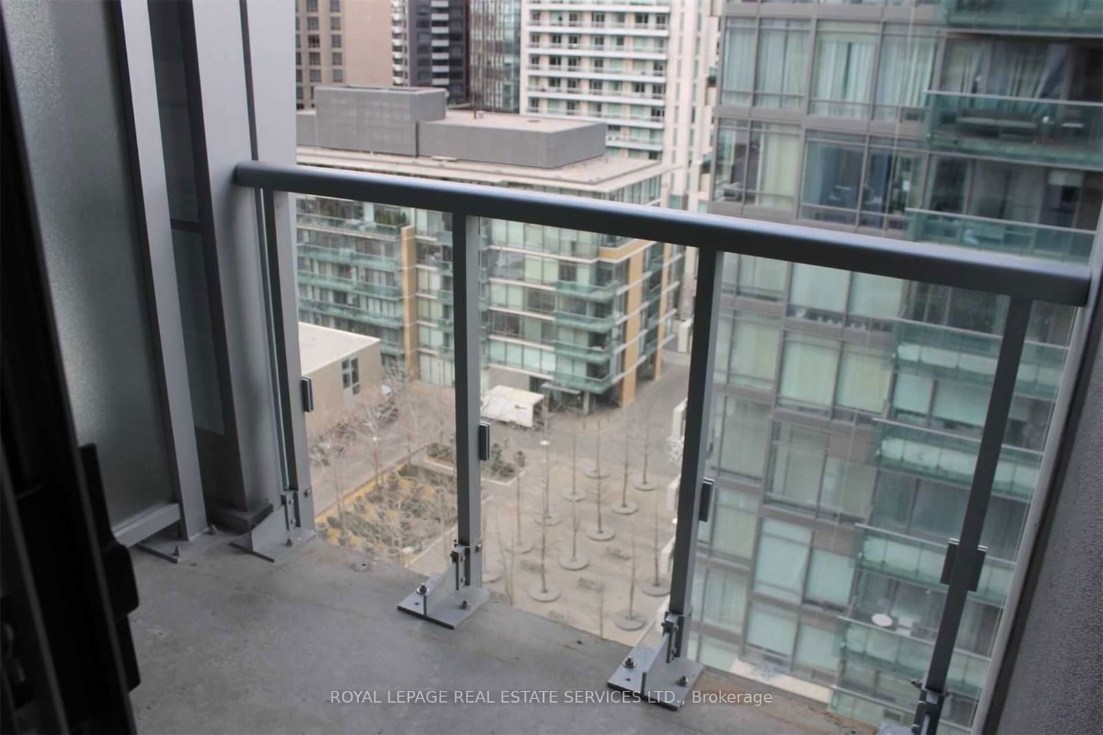 1 Yorkville Ave, unit 1007 for rent - image #15