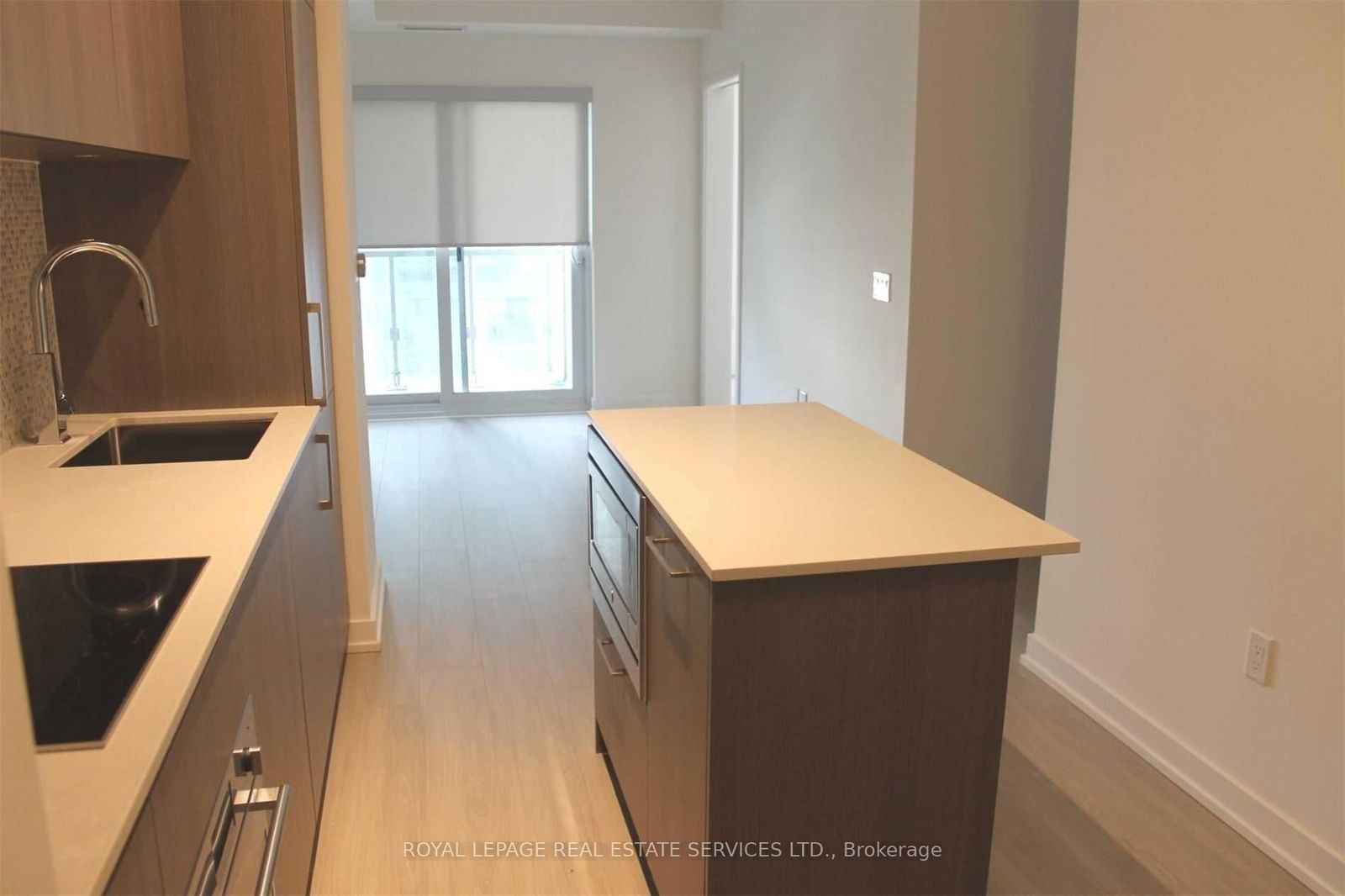 1 Yorkville Ave, unit 1007 for rent - image #2