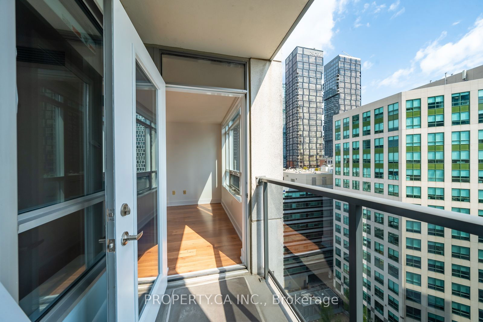 20 Blue Jays Way, unit 1809 for sale - image #11