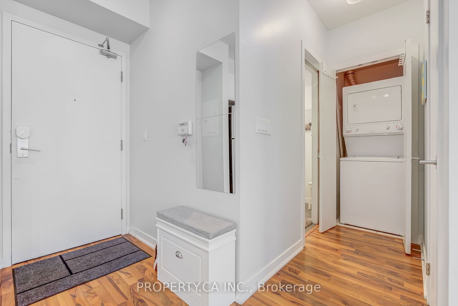 59 East Liberty St, unit 705 for rent - image #16