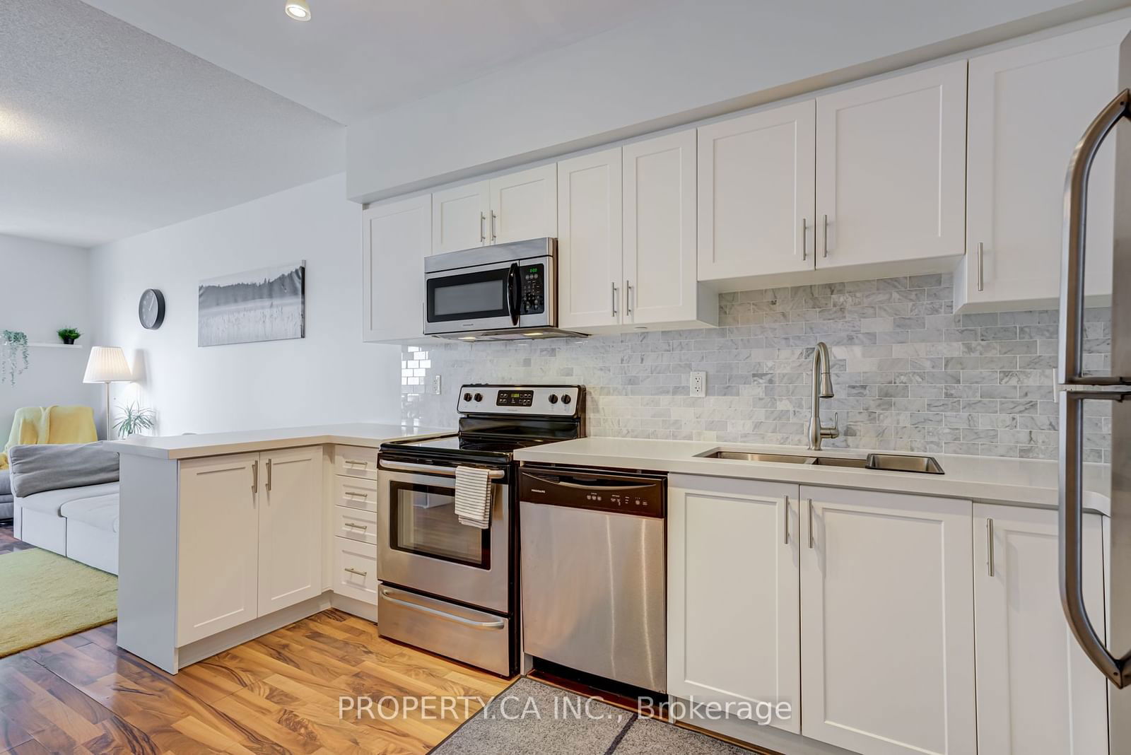 59 East Liberty St, unit 705 for rent - image #7