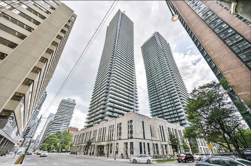 1080 Bay St, unit 2003 for rent