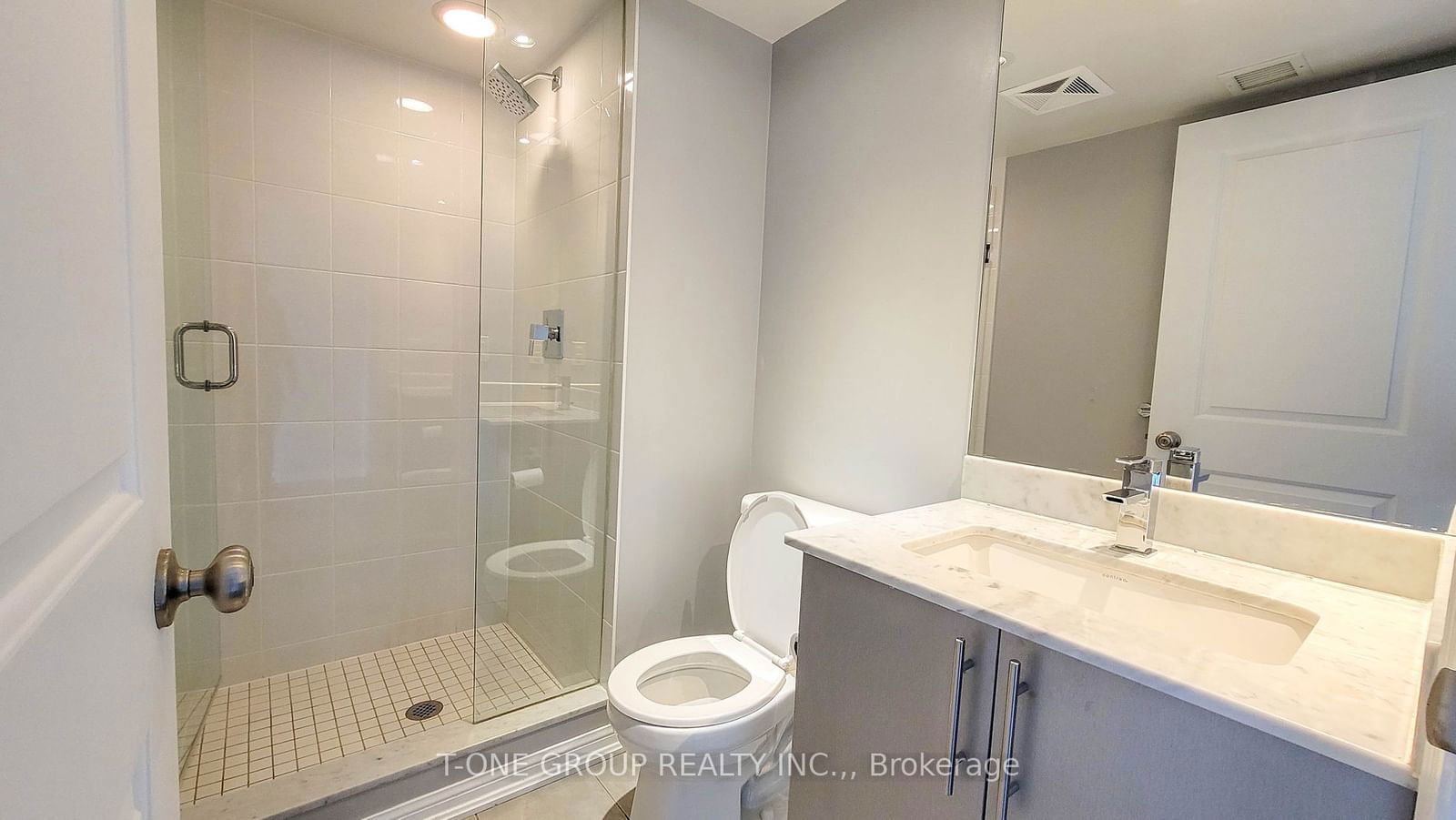 35 Bastion St, unit 1119 for rent - image #3