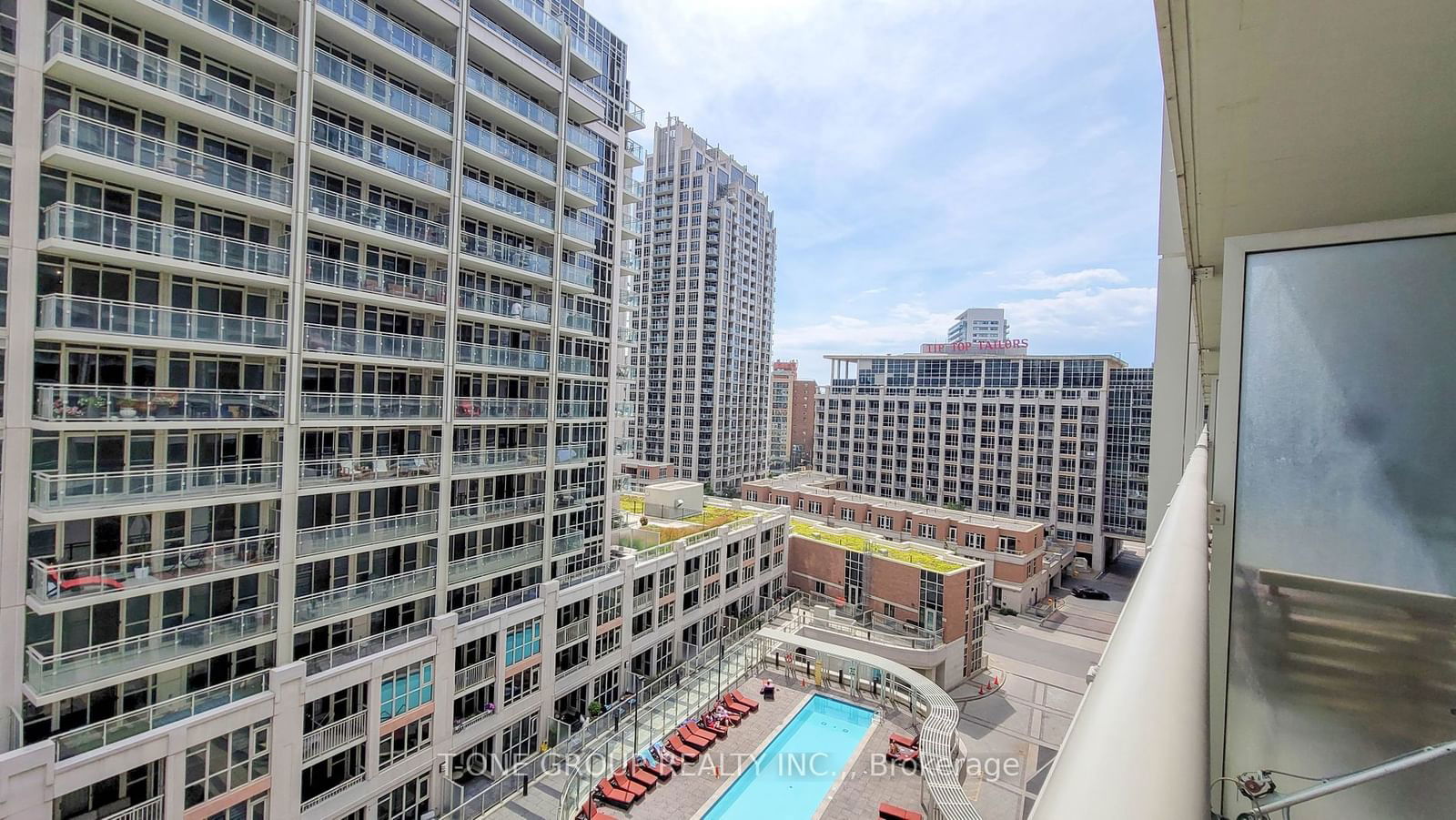 35 Bastion St, unit 1119 for rent - image #4