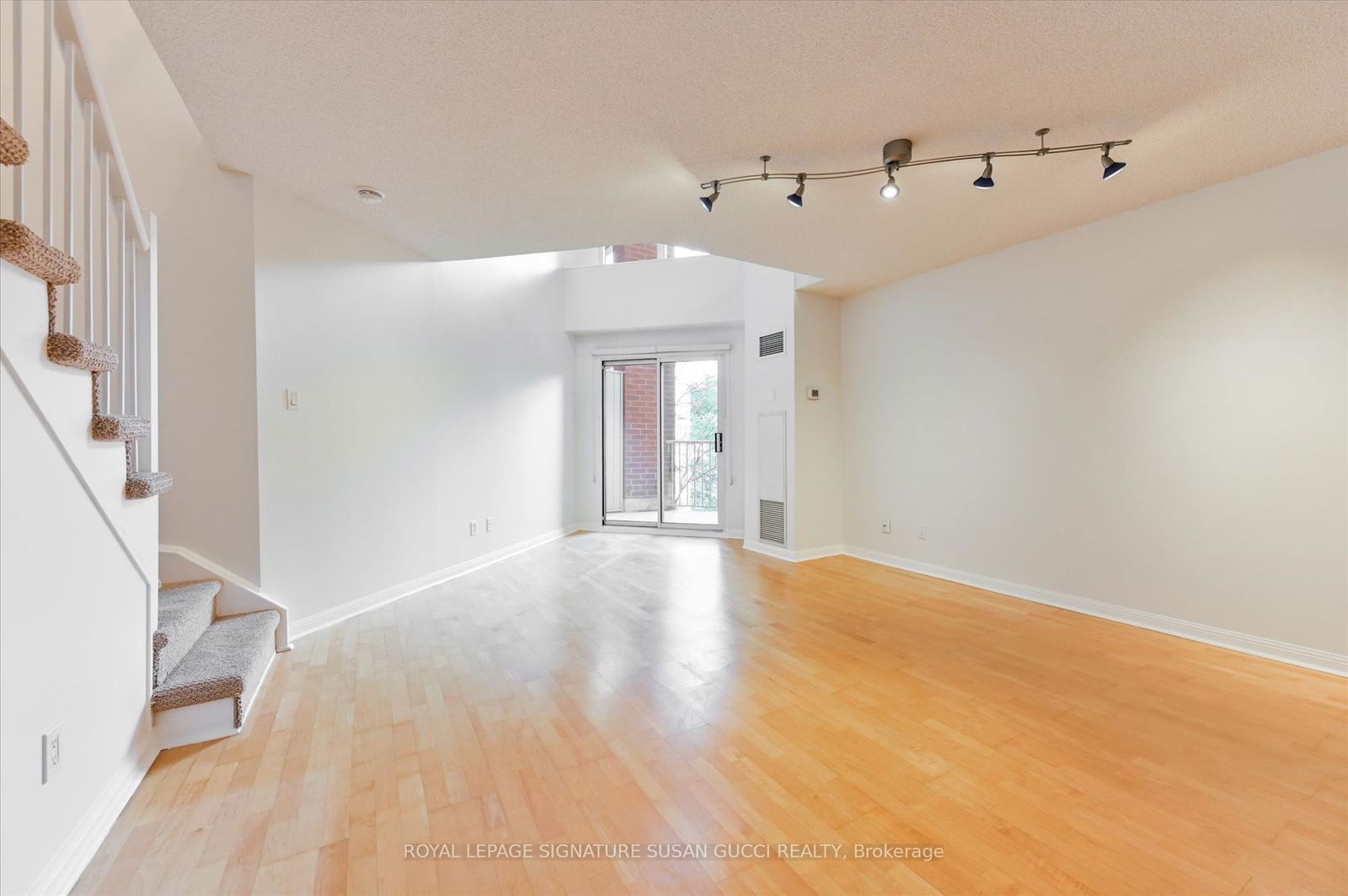 119 Merton St, unit 425 for sale - image #21