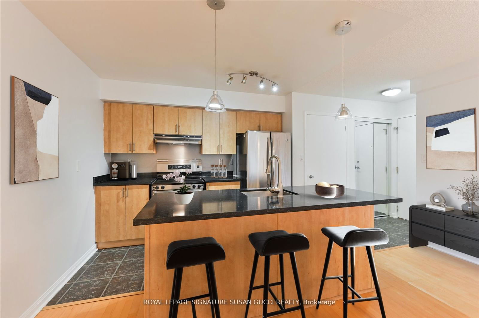 119 Merton St, unit 425 for sale - image #31