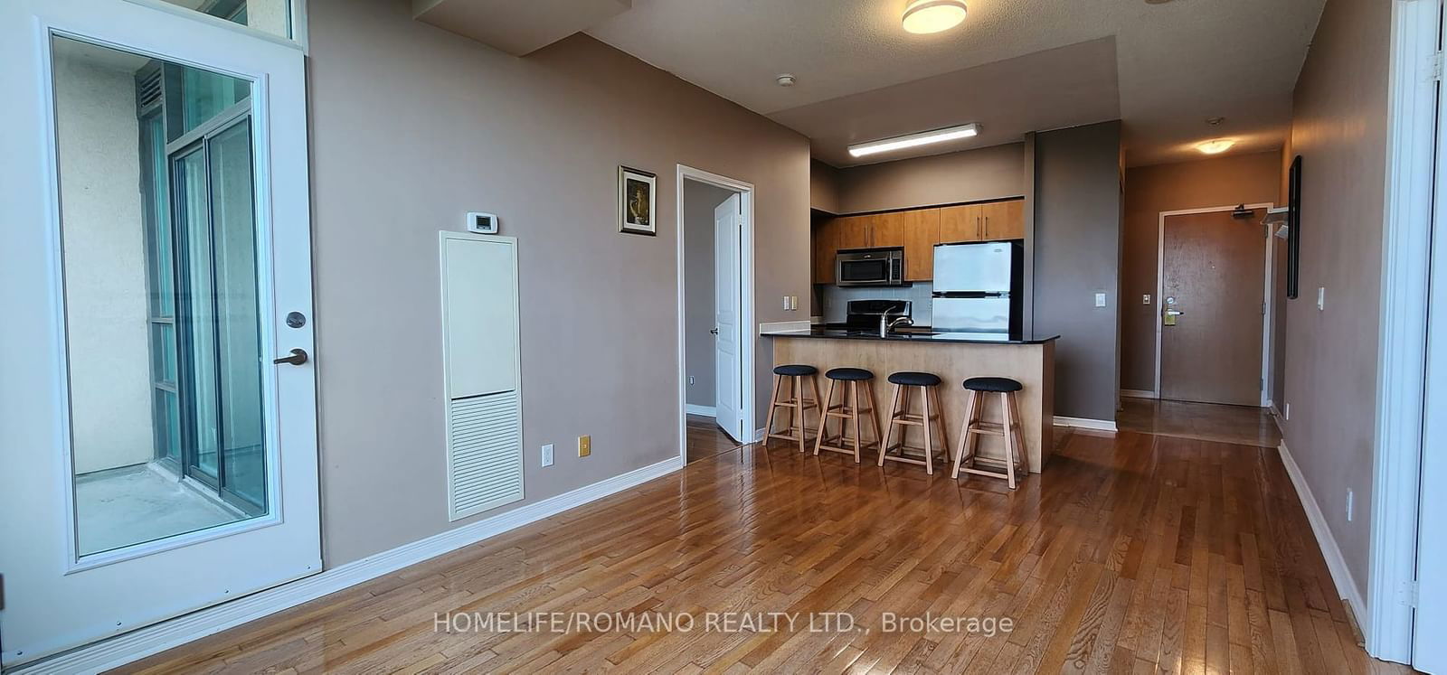 509 Beecroft Rd, unit 2205 for rent - image #6