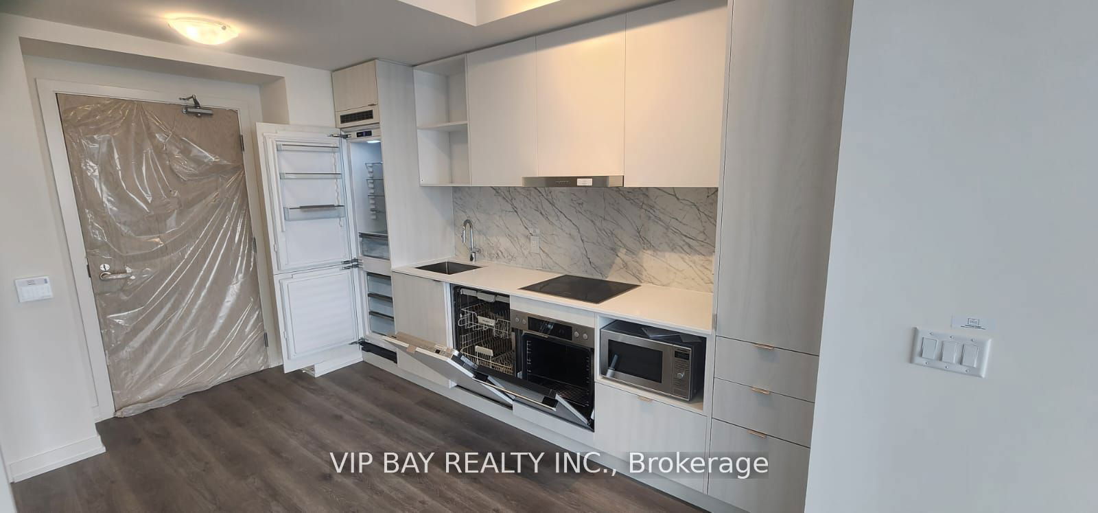 138 Downes St, unit 6005 for rent - image #3