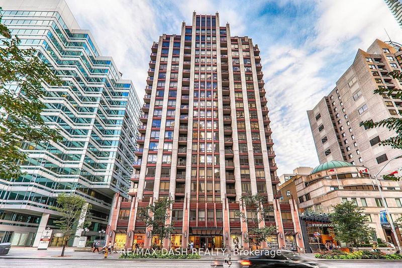 85 Bloor St E, unit 1511 for rent