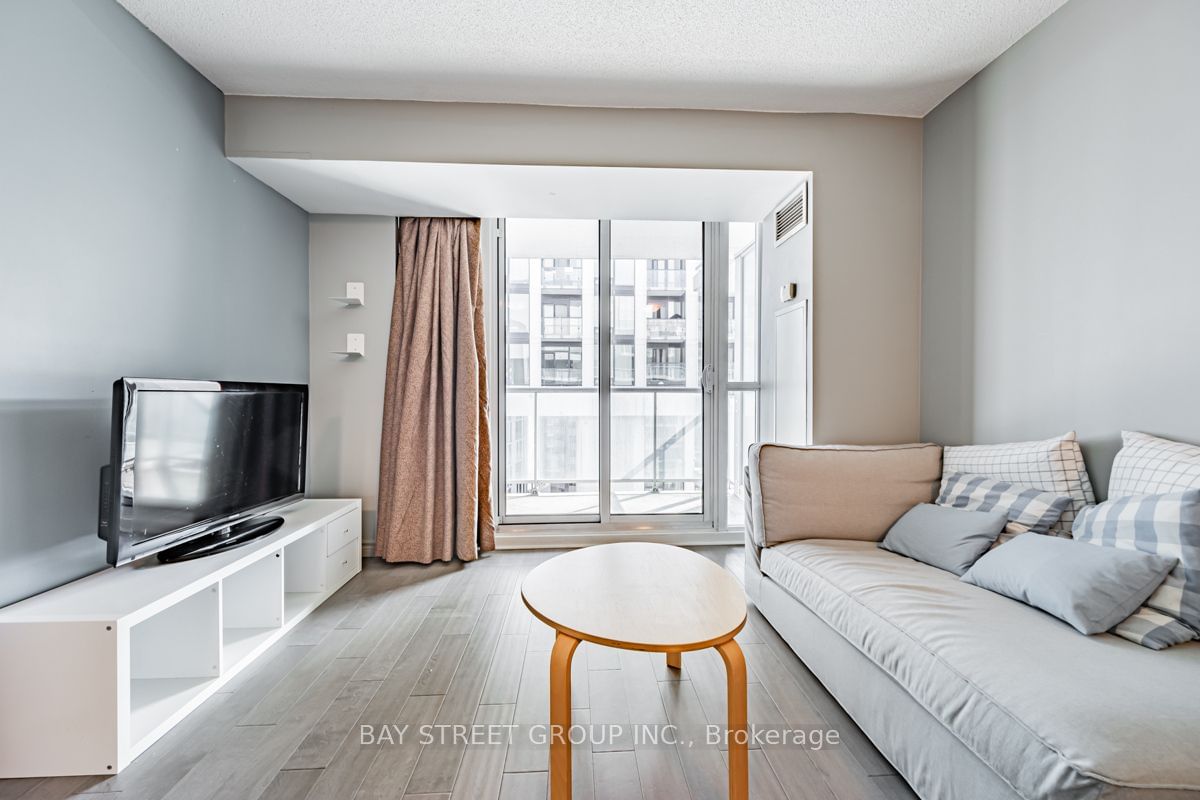 96 St Patrick St, unit 1603 for sale - image #8