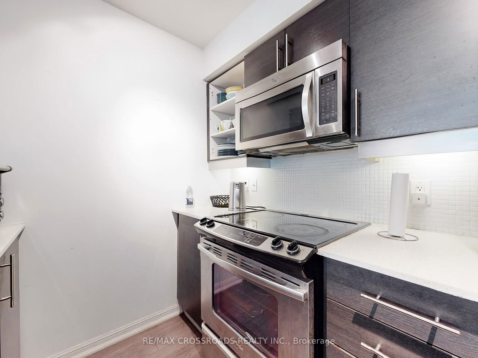 35 Bastion St, unit 624 for sale