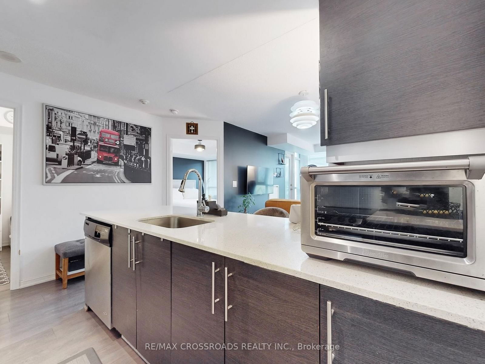 35 Bastion St, unit 624 for sale - image #13