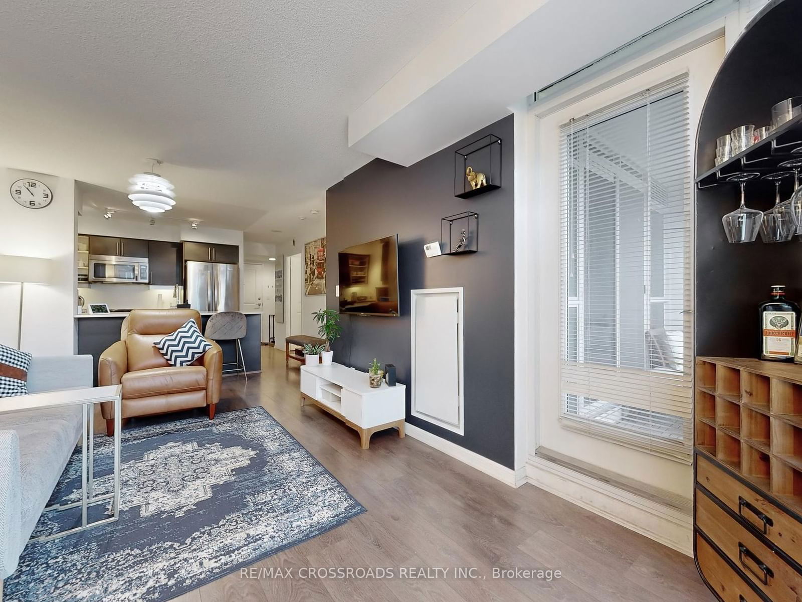 35 Bastion St, unit 624 for sale - image #16