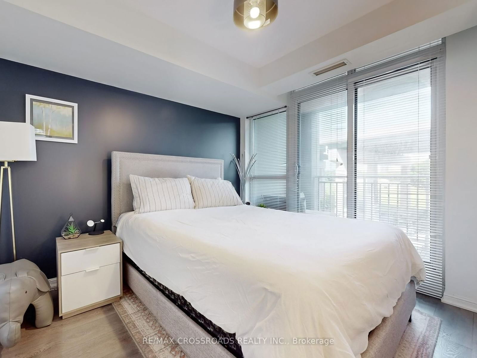 35 Bastion St, unit 624 for sale - image #17