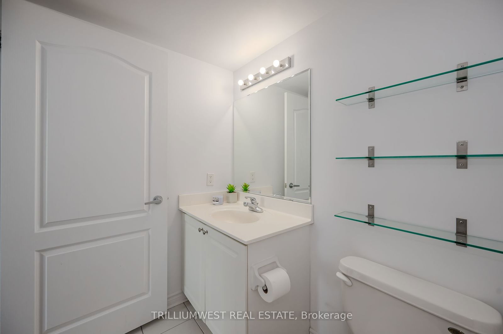 17 Barberry Pl, unit 2111 for sale - image #20