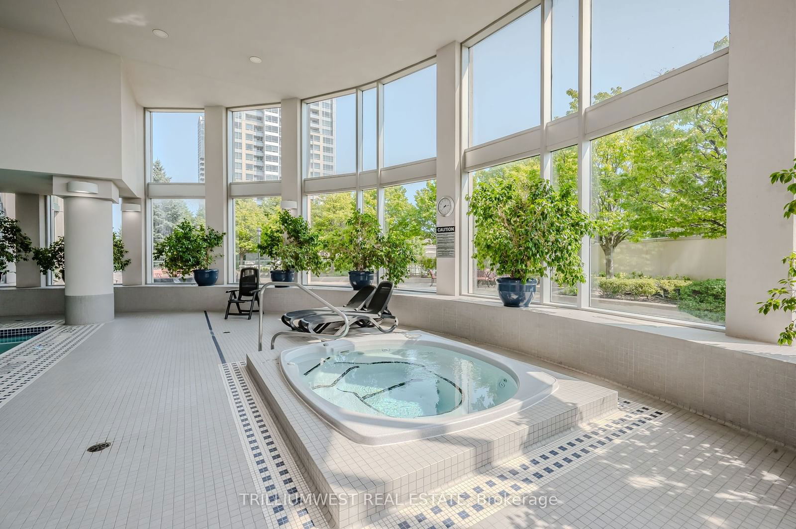 17 Barberry Pl, unit 2111 for sale - image #36