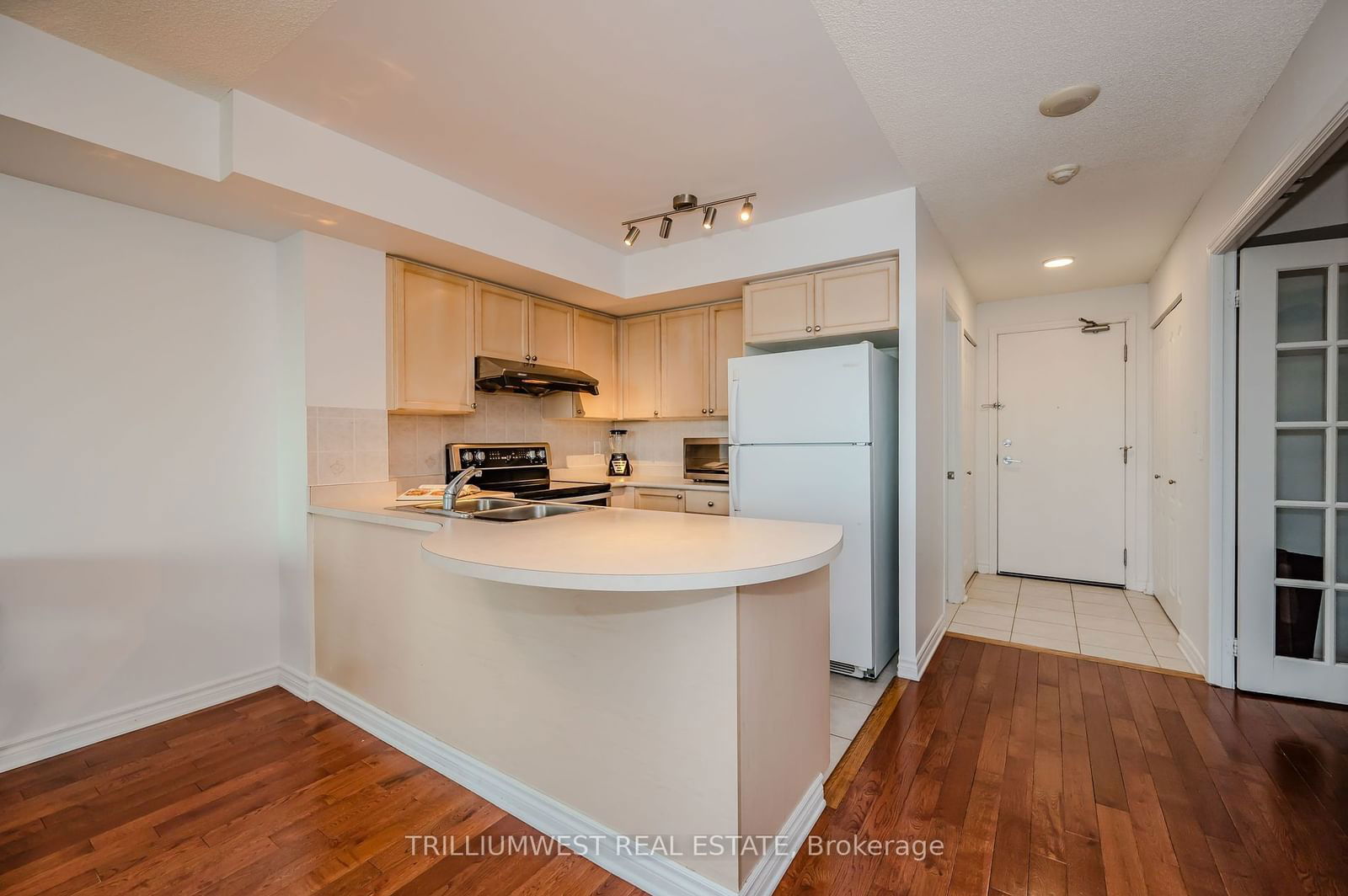 17 Barberry Pl, unit 2111 for sale - image #8