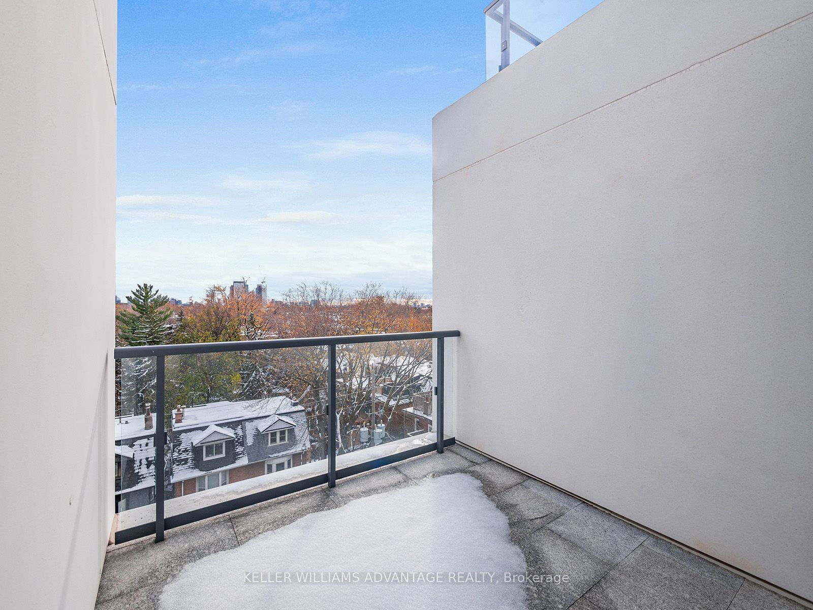 280 Howland Ave, unit 612 for sale - image #36