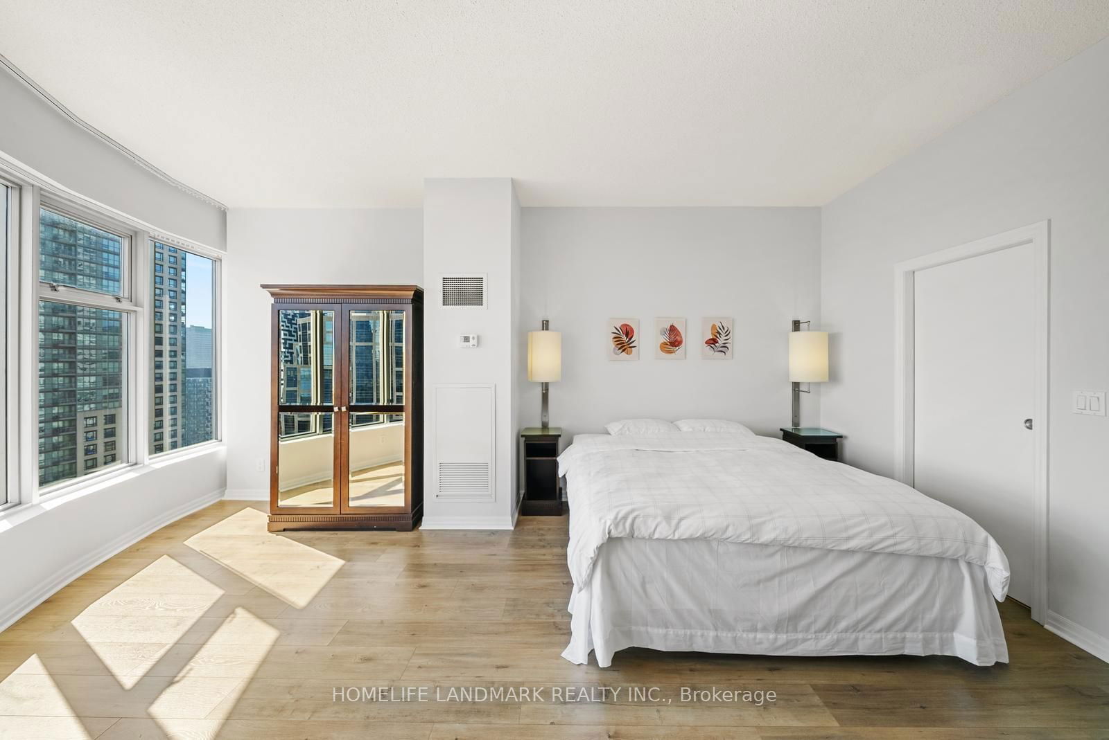 1 King St W, unit 2906 for sale - image #5