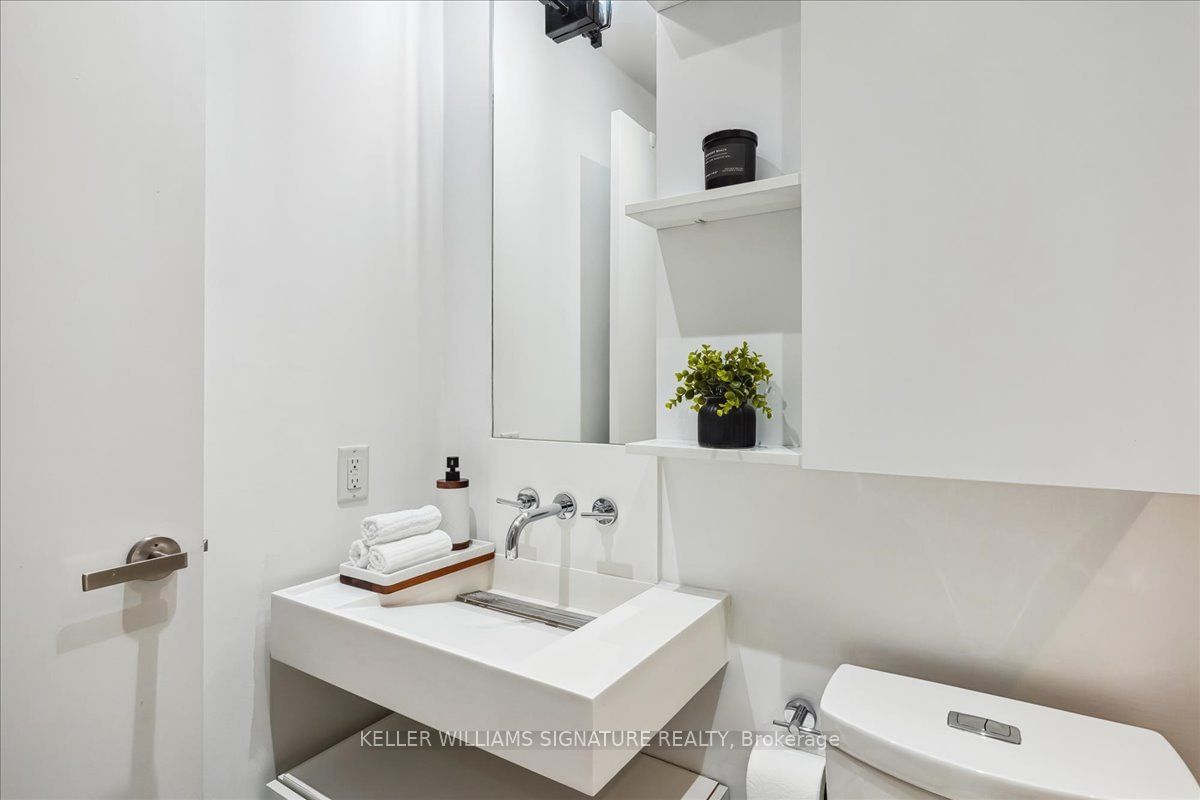 5 St Joseph St, unit 212 for sale - image #11