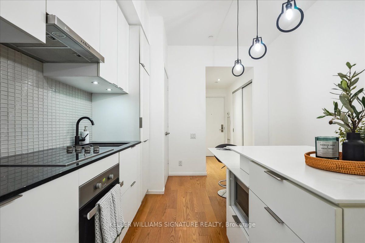 5 St Joseph St, unit 212 for sale - image #6