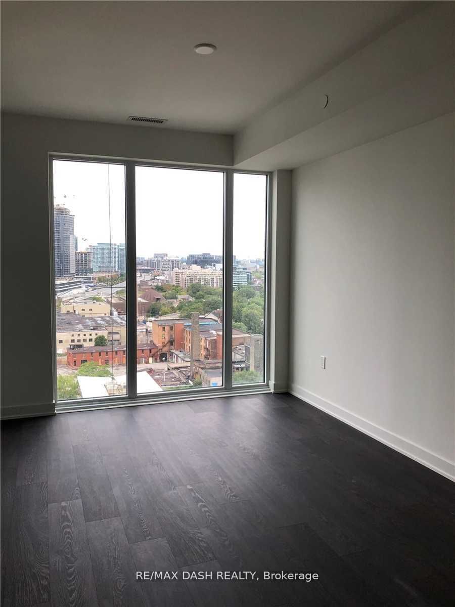 27 Bathurst St, unit 1508W for rent - image #4