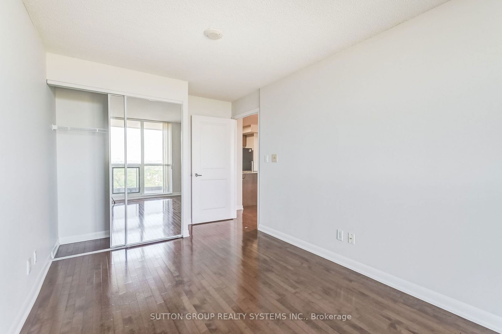 5791 Yonge St, unit 2108 for rent - image #8