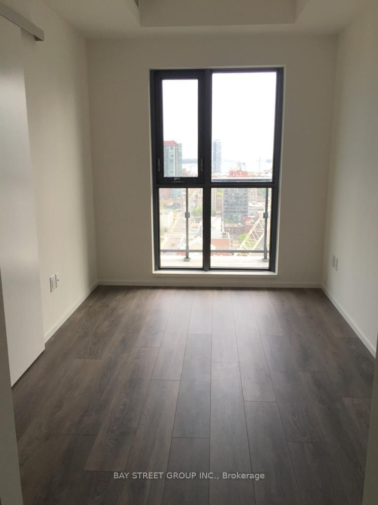 159 Dundas St E, unit 2104 for rent