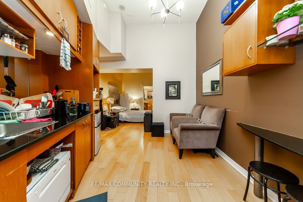 1 King St W, unit 1601 for sale - image #11