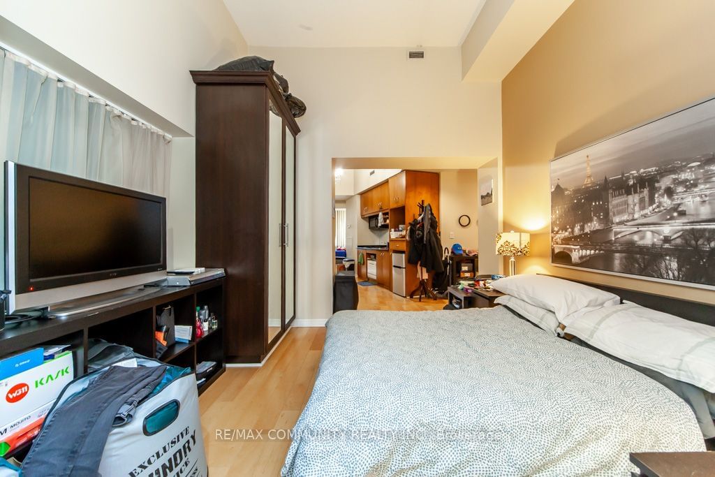 1 King St W, unit 1601 for sale - image #17