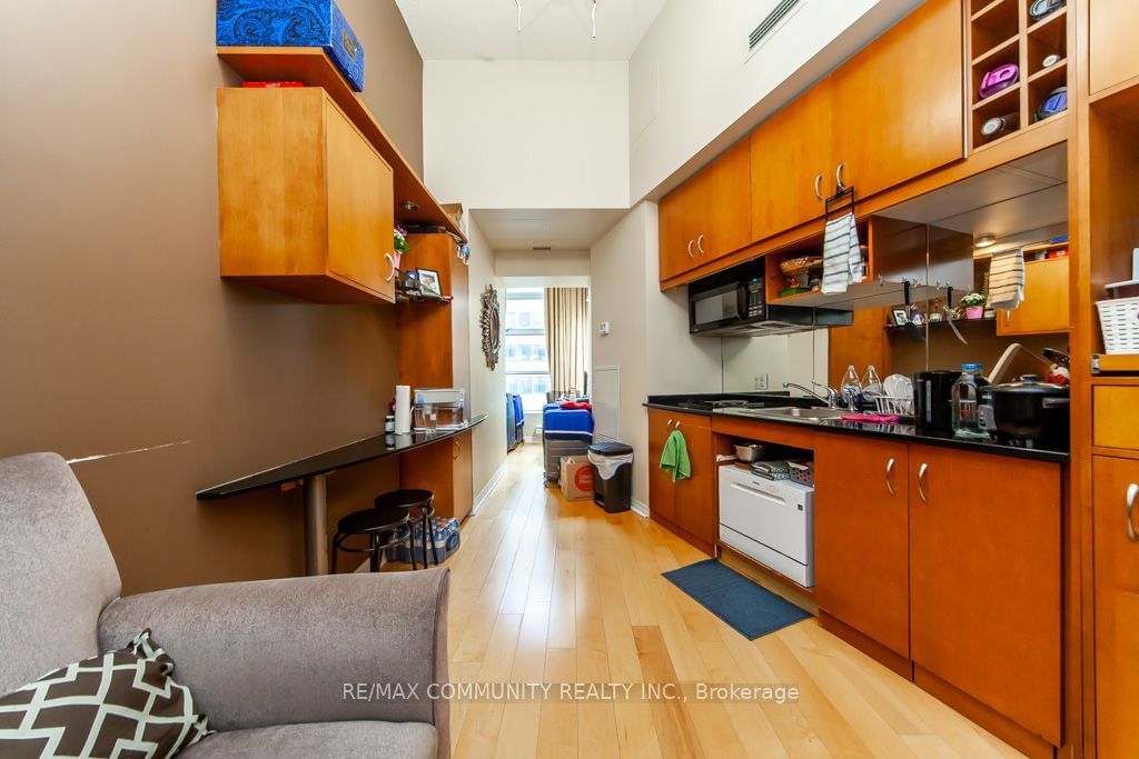 1 King St W, unit 1601 for sale - image #7