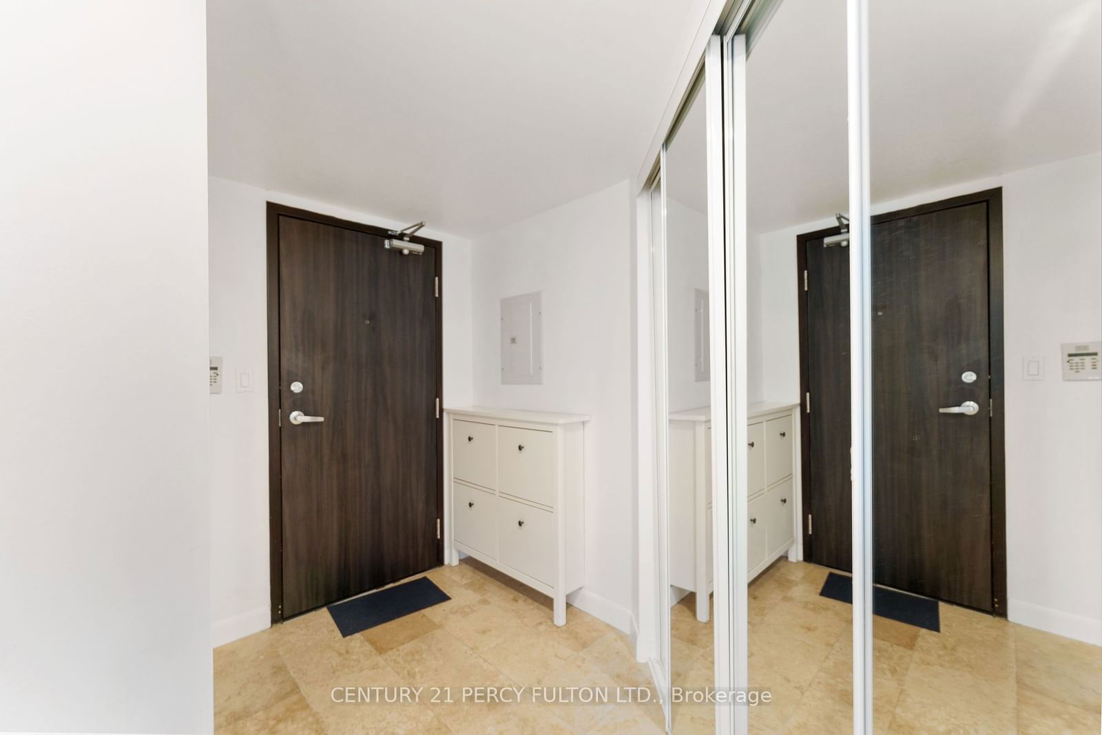 210 Victoria St, unit 2411 for sale - image #27