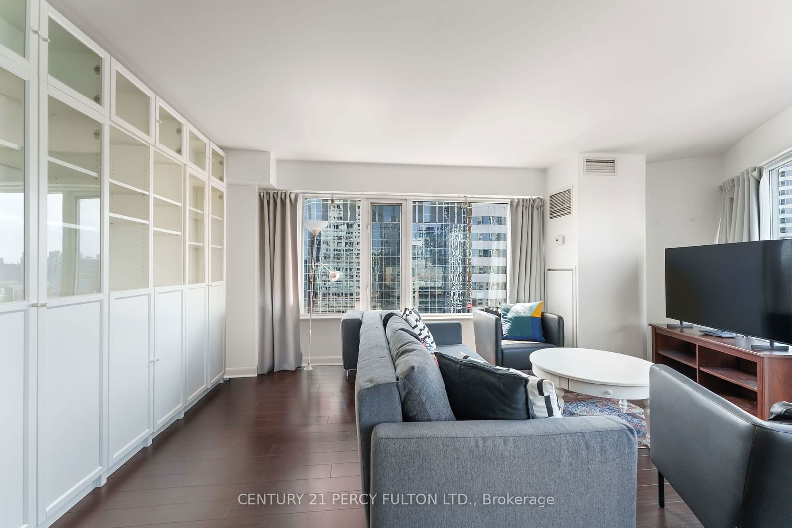 210 Victoria St, unit 2411 for sale - image #7