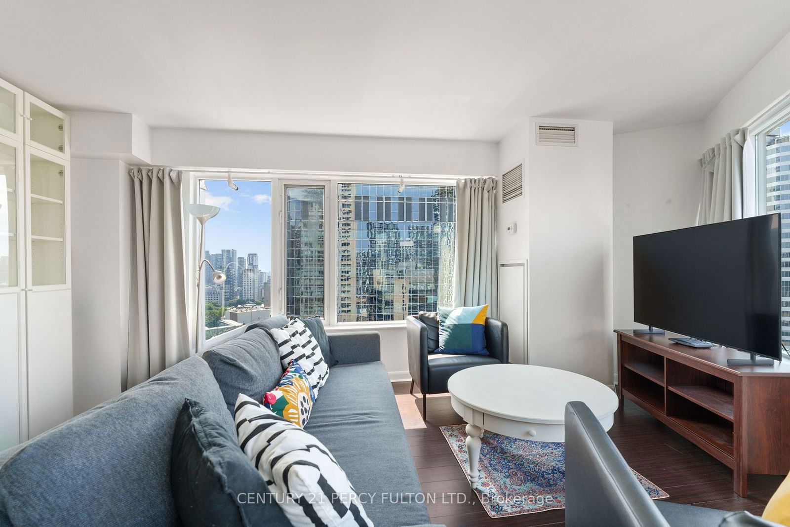 210 Victoria St, unit 2411 for sale