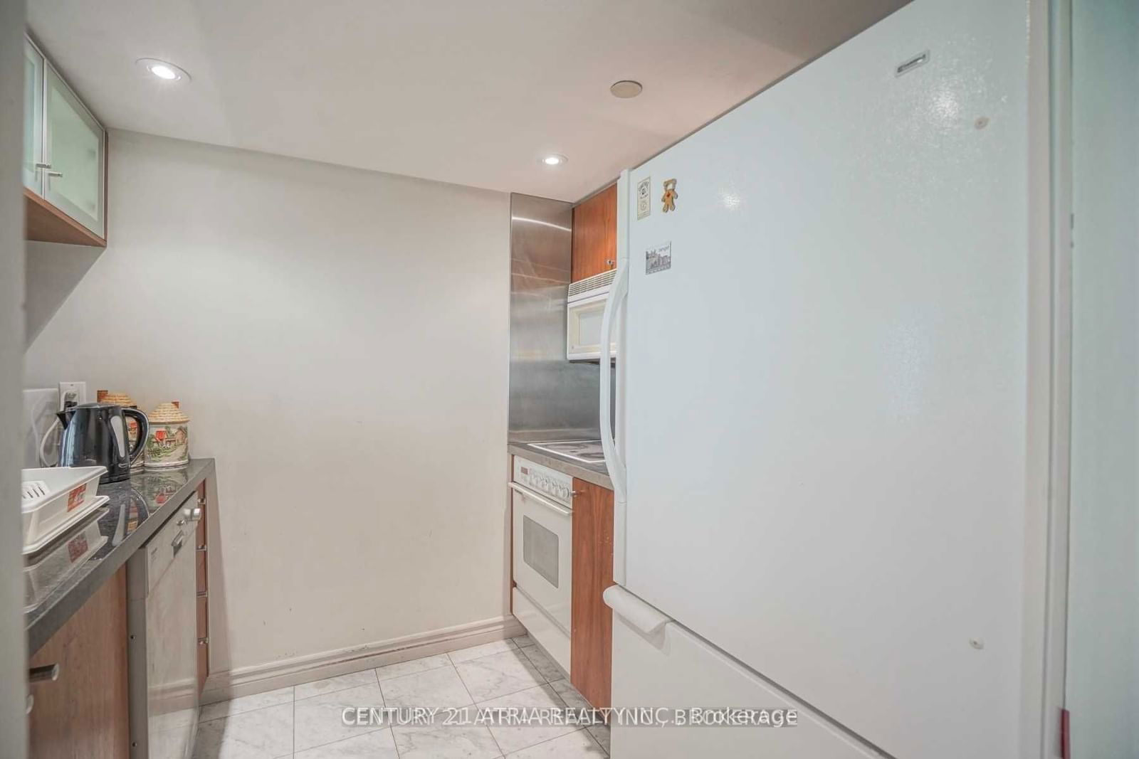 38 Elm St, unit 2901 for rent - image #8