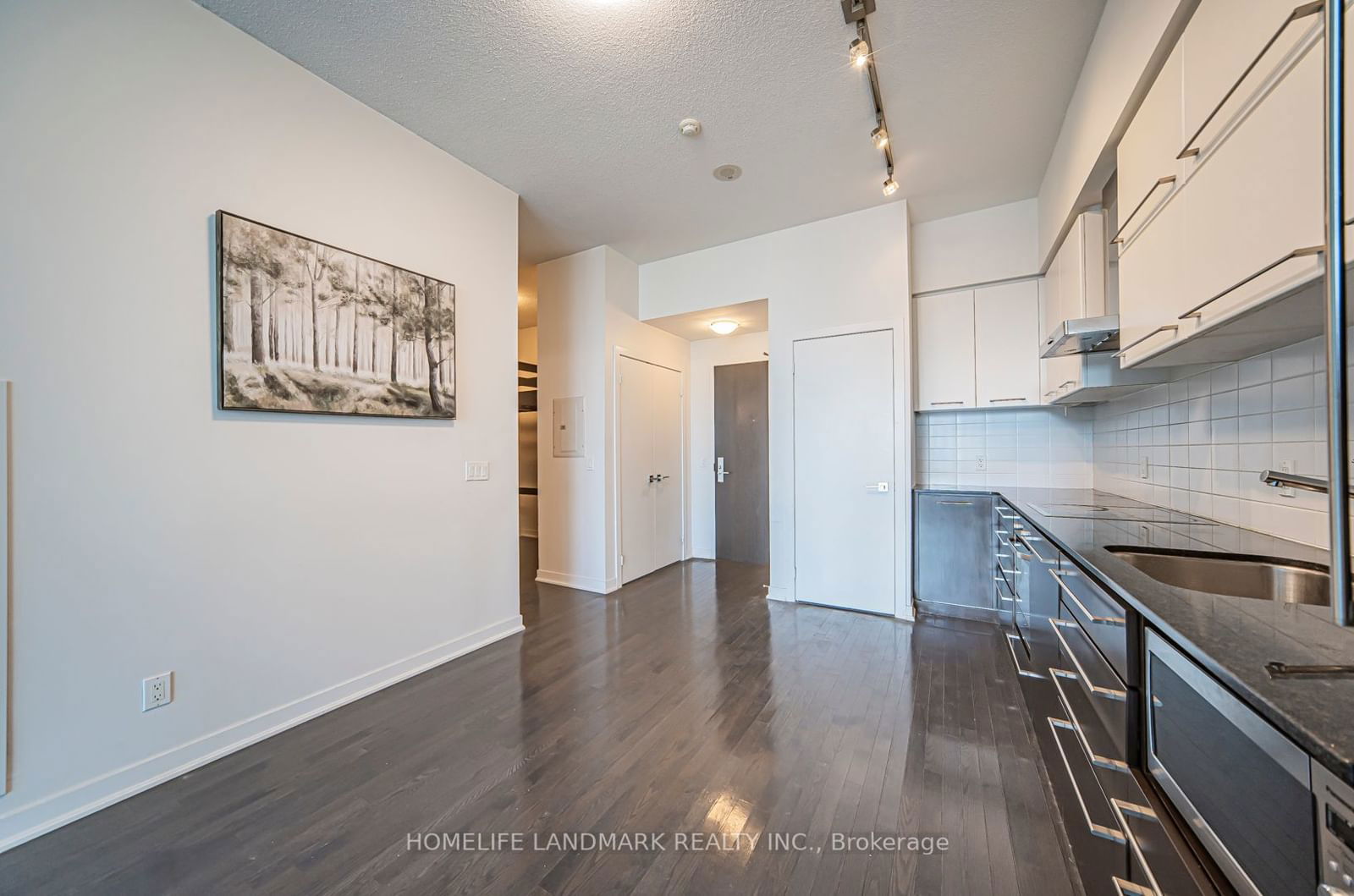 770 Bay St, unit 1703 for rent - image #14