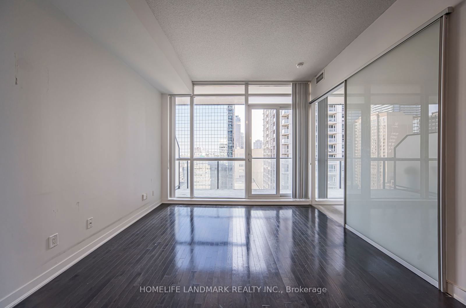 770 Bay St, unit 1703 for rent