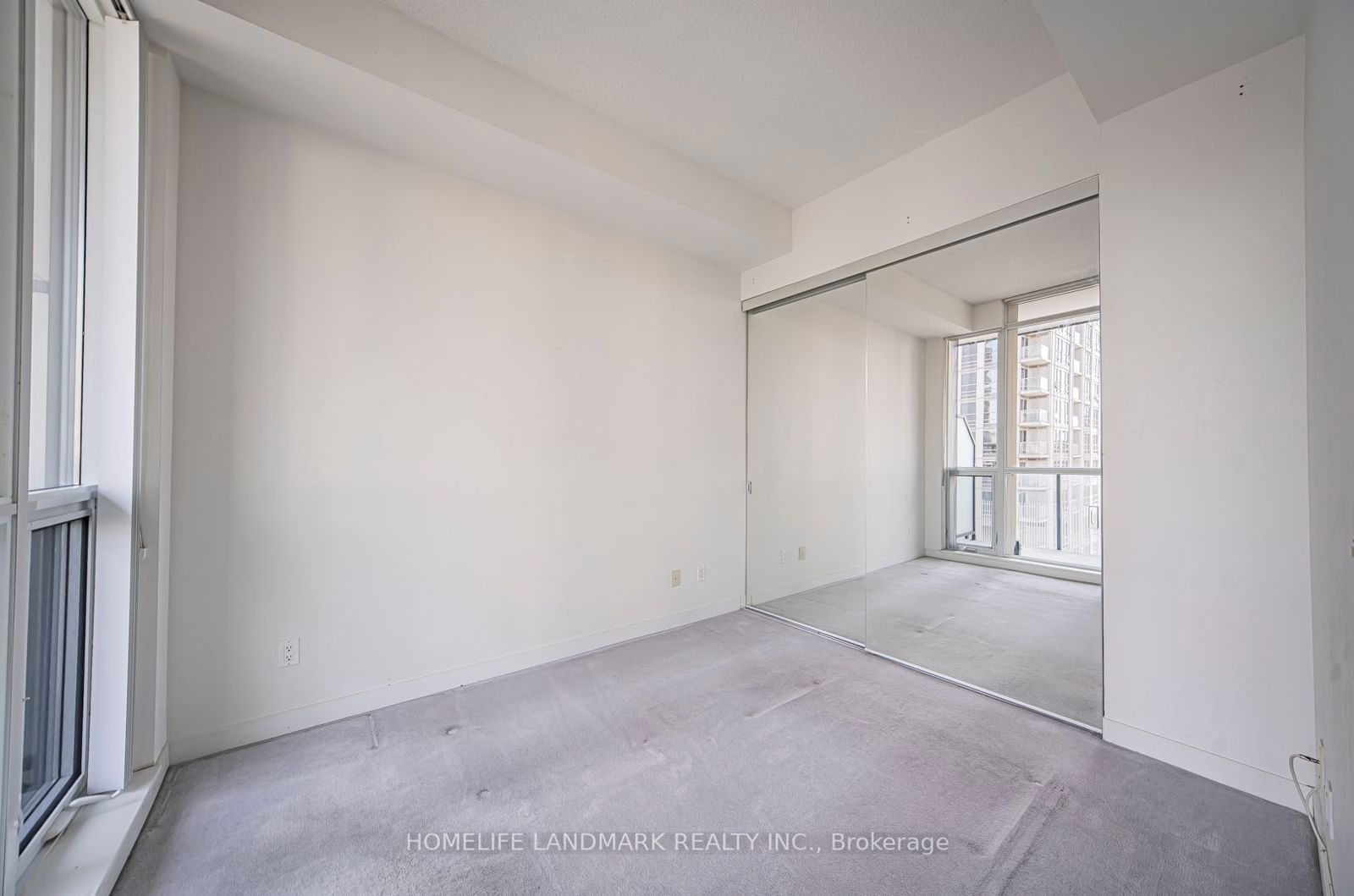 770 Bay St, unit 1703 for rent - image #19