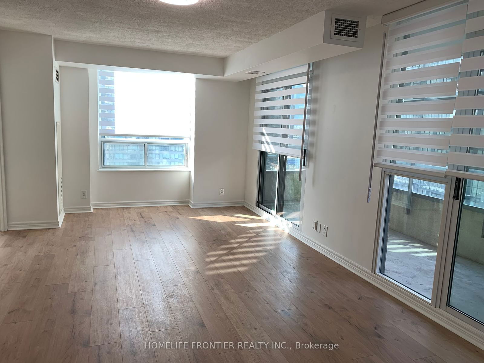 23 Hollywood Ave, unit 1610 for rent - image #13