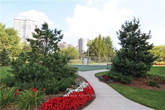 1201 Steeles Ave W, unit 1107 for sale