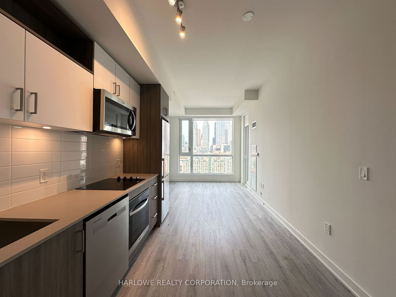 135 Lower Sherbourne St, unit 1563 W for rent - image #2