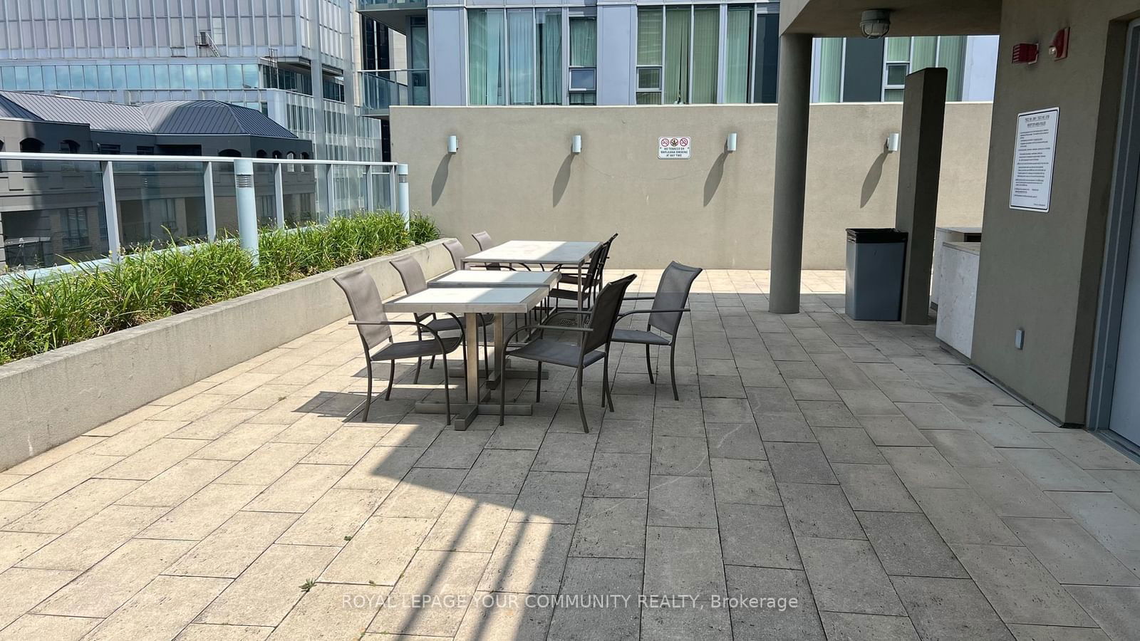 21 Nelson St, unit UPH 02 for rent - image #2