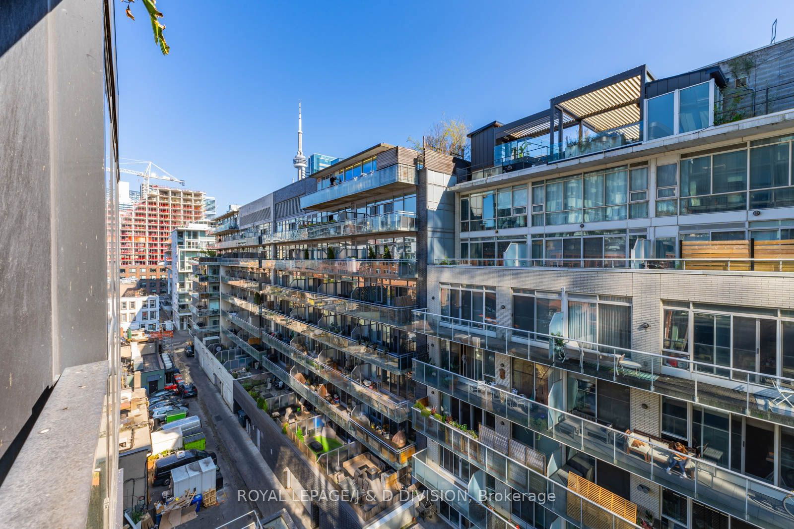 629 King St W, unit 633 for rent - image #27