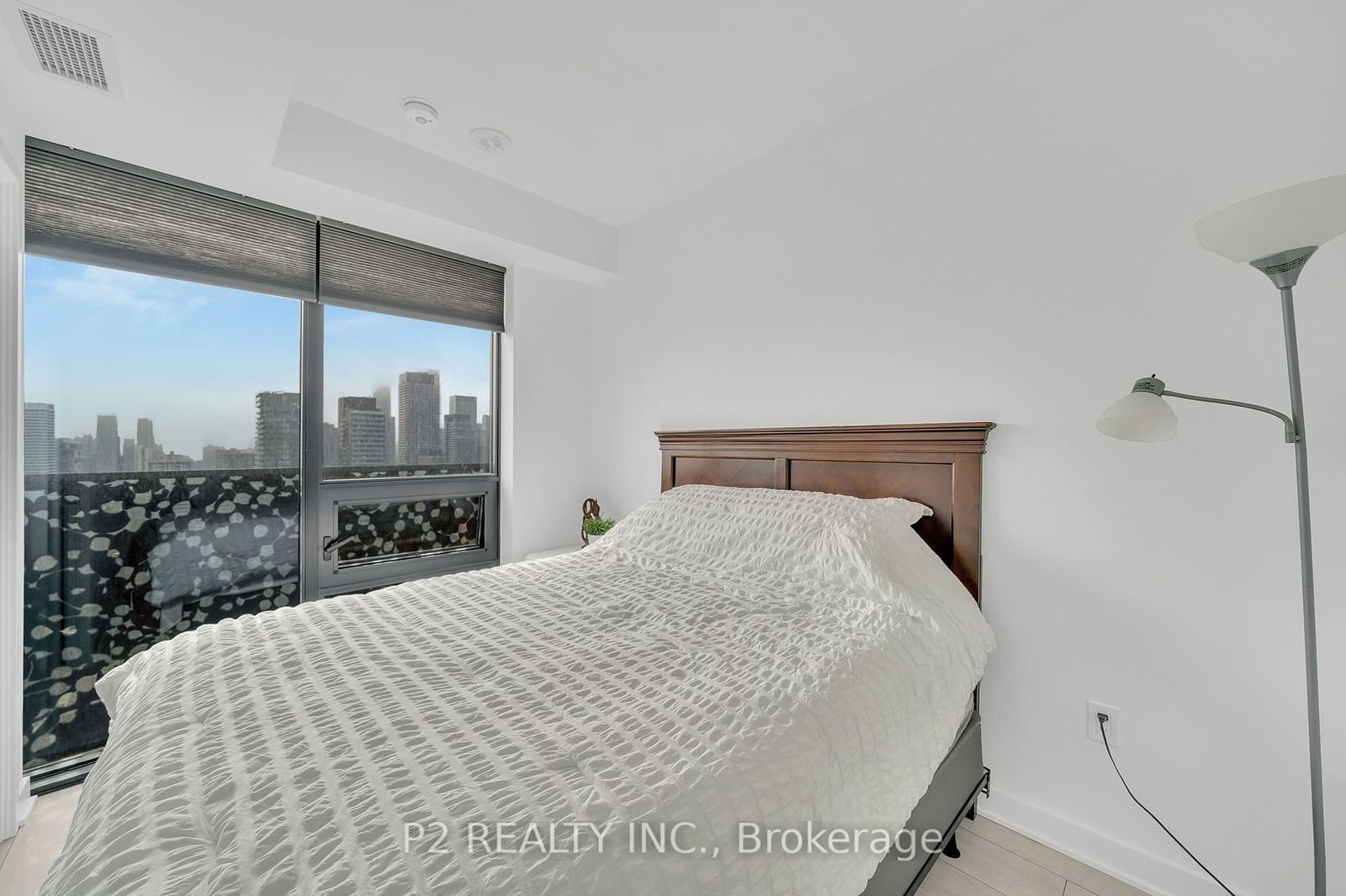 55 Charles St E, unit 2604 for sale - image #9