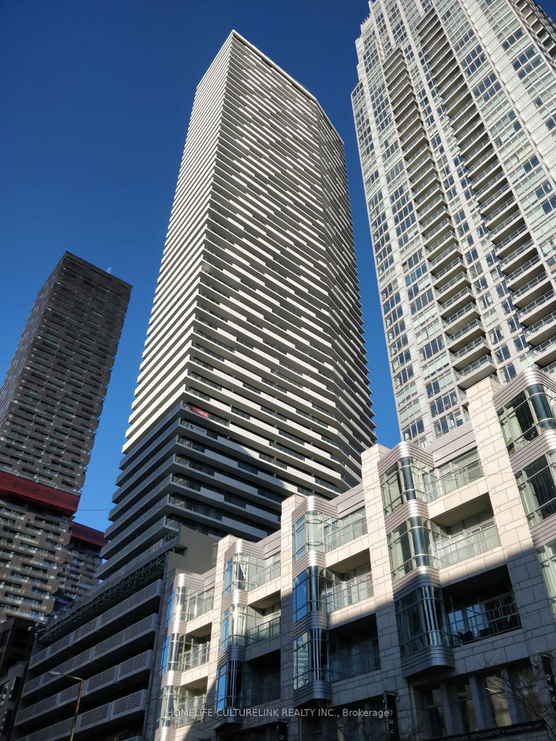 2221 Yonge St, unit 2701 for rent - image #1