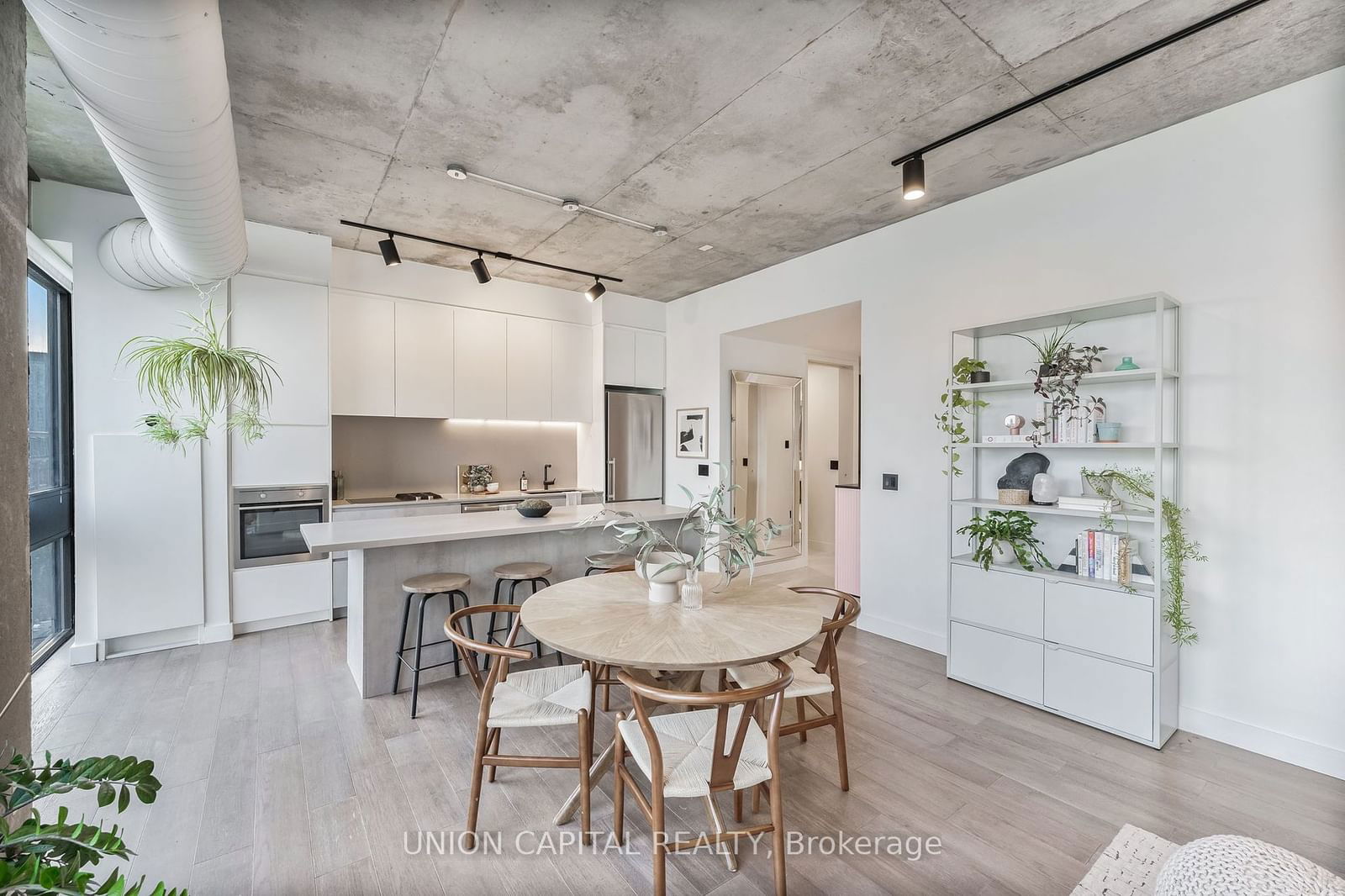 60 Bathurst St, unit 512 for sale - image #7