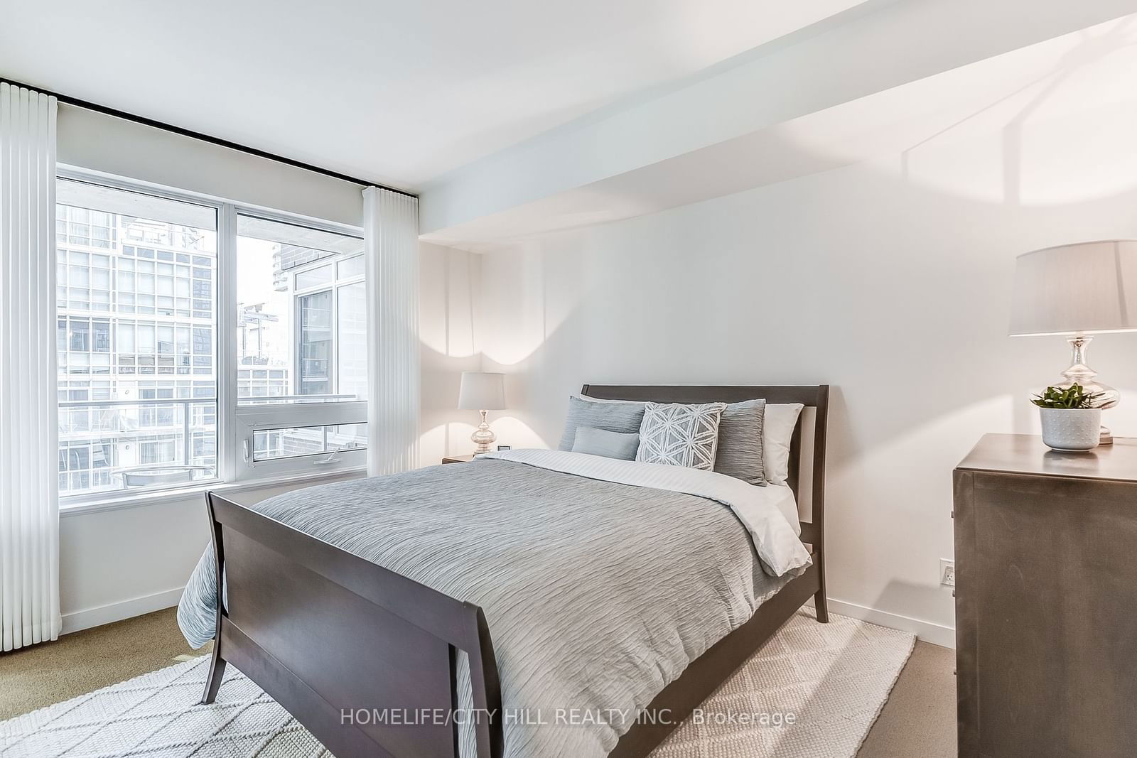 59 East Liberty St, unit 1208 for sale