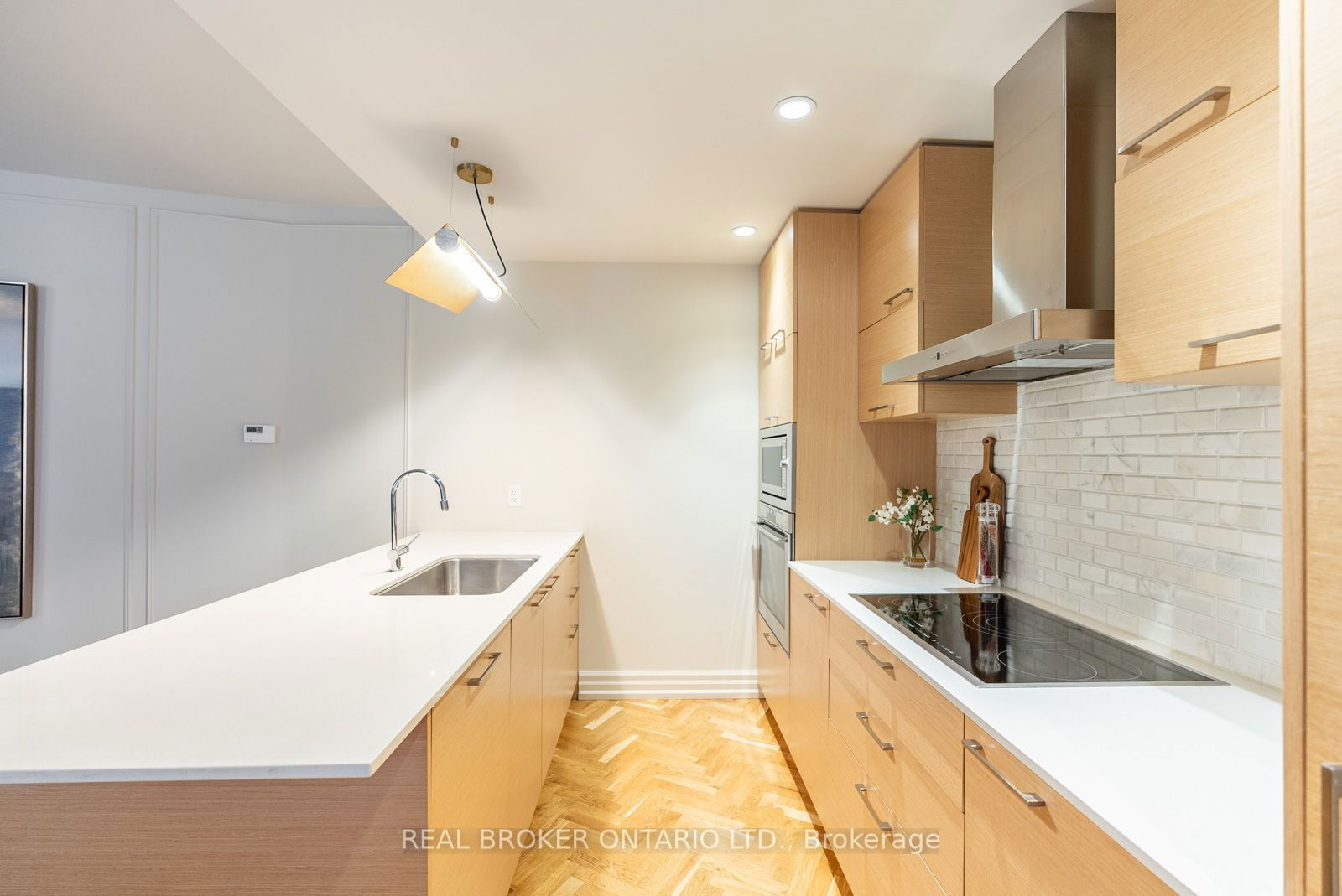 55 Front St E, unit 517 for sale - image #20