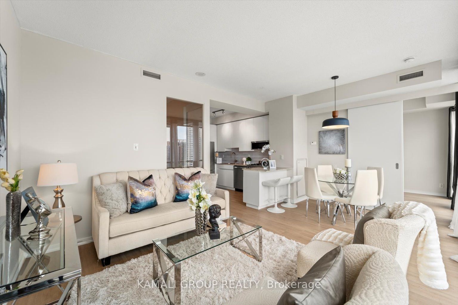 30 Canterbury Pl, unit 1605 for sale - image #14