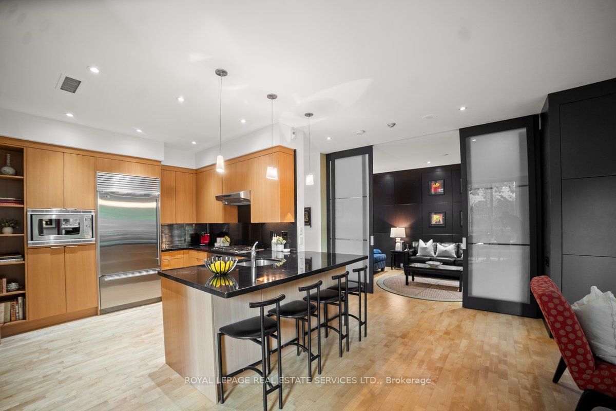 20 Scrivener Sq, unit 104 for sale - image #10